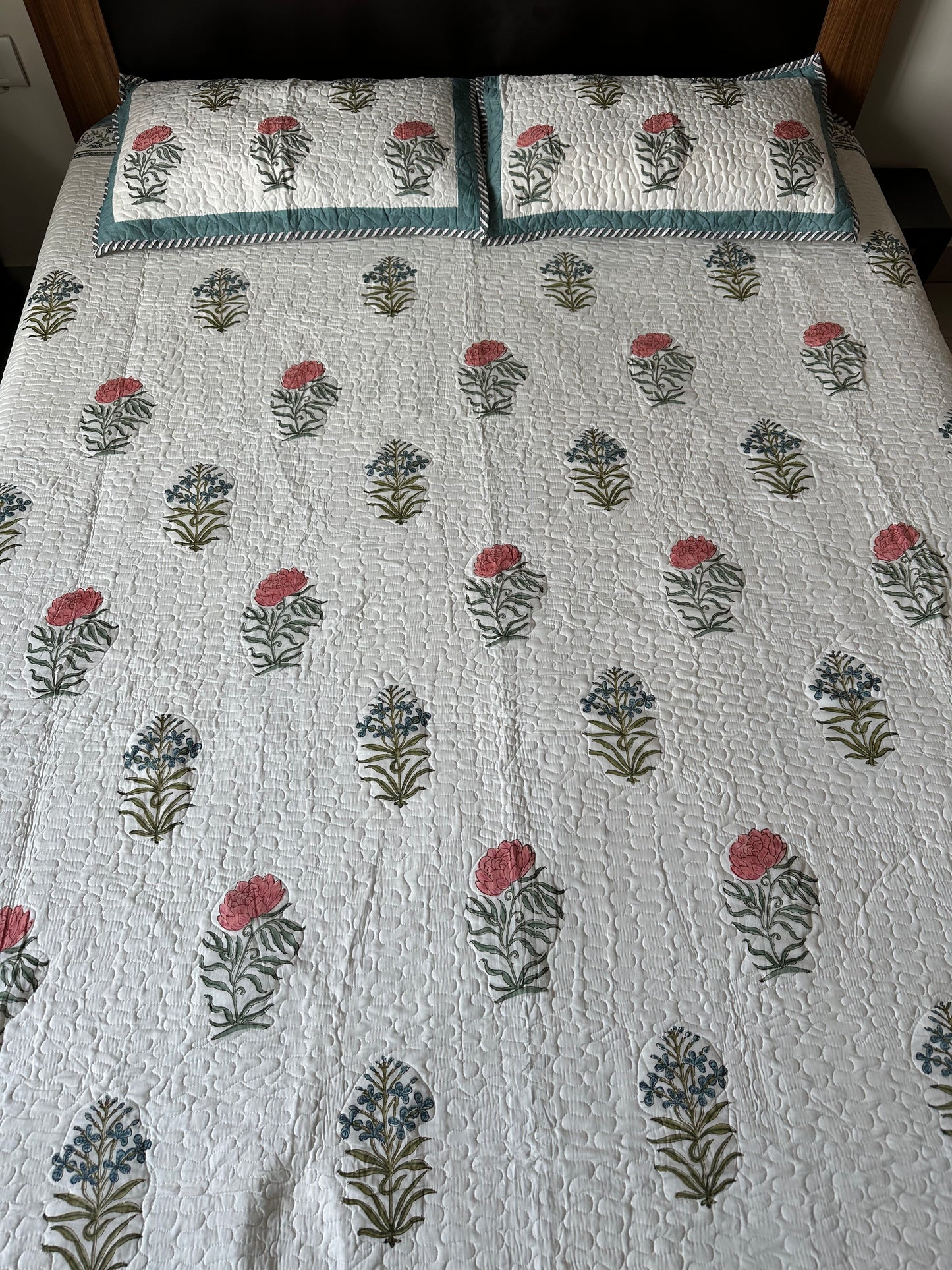 Blossom Retreat - LuxuryTouch Quilted Bedspread