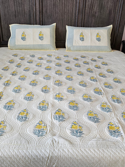 Golden Bloom - LuxuryTouch Quilted Bedspread