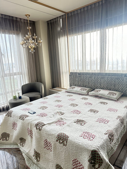 Safari Elegance - LuxuryTouch Quilted Bedspread